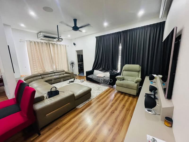 2-storey Terraced House for Sale in Denai Alam (Shah Alam) - Fazie Noor - Living Room - PropertyGuru.com.my