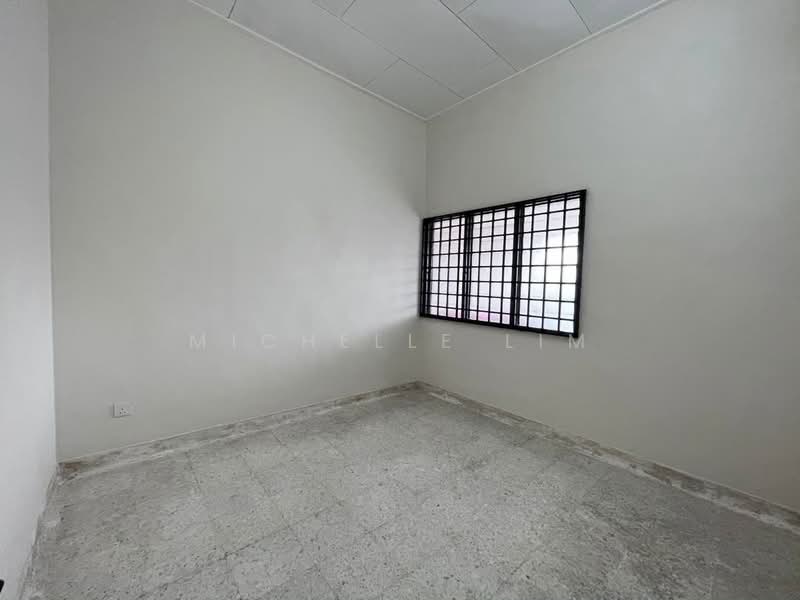 1.5-storey Terraced House for Sale in Taman Pelangi (Johor Bahru) - Michelle Lim - Interior - PropertyGuru.com.my