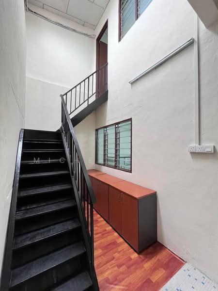 1.5-storey Terraced House for Sale in Taman Pelangi (Johor Bahru) - Michelle Lim - Interior - PropertyGuru.com.my
