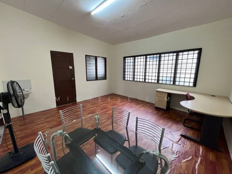 1.5-storey Terraced House for Sale in Taman Pelangi (Johor Bahru) - Michelle Lim - Interior - PropertyGuru.com.my