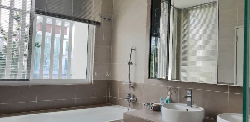 Bungalow House untuk Dijual di Cyberjaya (Selangor) - Alex Wong - Bathroom - PropertyGuru.com.my