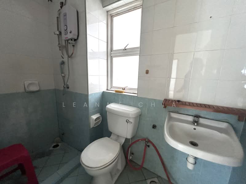 Condominium for Sale at Desa Impiana - Leanne Chia - Bathroom - PropertyGuru.com.my