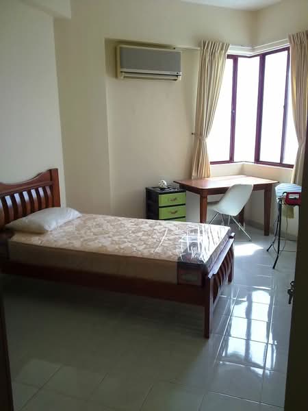 Condominium for Rent at Marina Bay Condominium - Vivian Chan - Bedroom - PropertyGuru.com.my