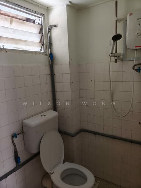2.5-storey Terraced House for Rent in Taman Sri Sinar (Segambut) - Wilson Wong - Bathroom - PropertyGuru.com.my