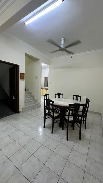 Rumah Teres 2-Tingkat untuk Disewa di Bukit Rahman Putra (Sungai Buloh) - Elaine Chin - Interior - PropertyGuru.com.my