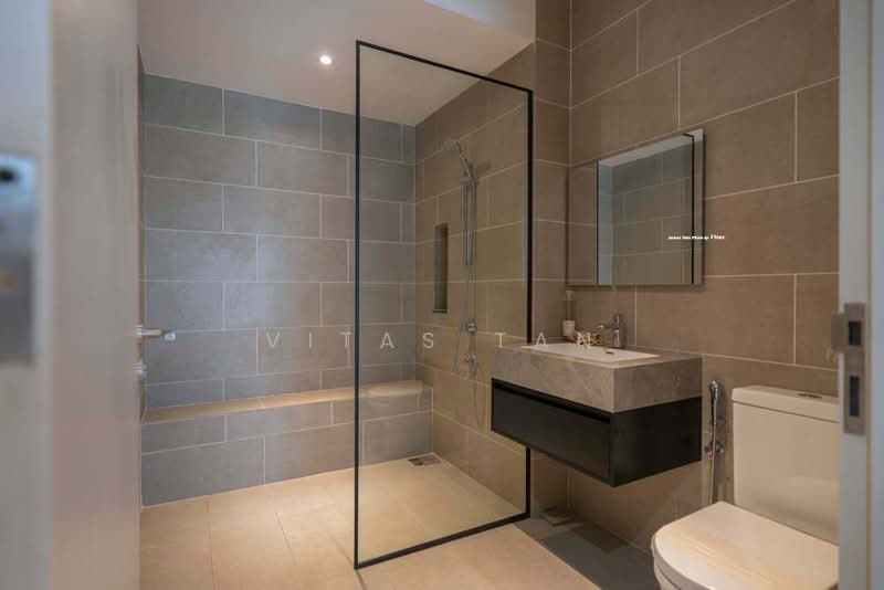 Rumah Berkembar untuk Dijual di Setia Eco Park (Setia Alam) - Vitas Tan - Bathroom - PropertyGuru.com.my
