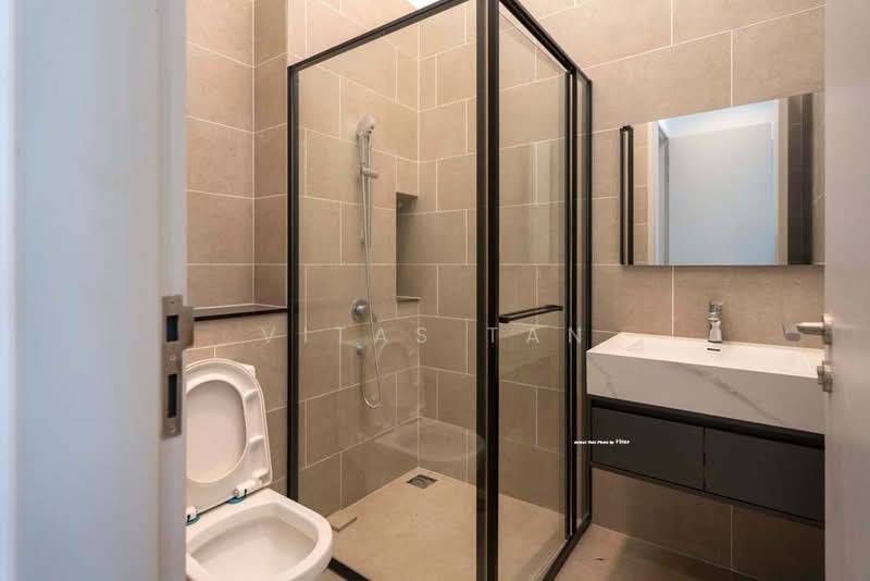 Semi-Detached House for Sale in Setia Alam (Selangor) - Vitas Tan - Bathroom - PropertyGuru.com.my