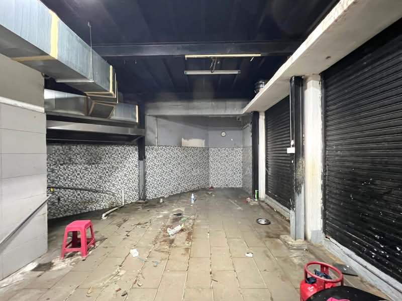 Shop for Rent in Sea Park (Petaling Jaya) - Keanu Tan - Interior - PropertyGuru.com.my