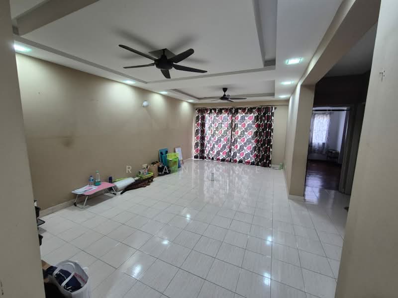 Condominium for Sale at Paradesa Rustica - Ryan Swe - Living Room - PropertyGuru.com.my