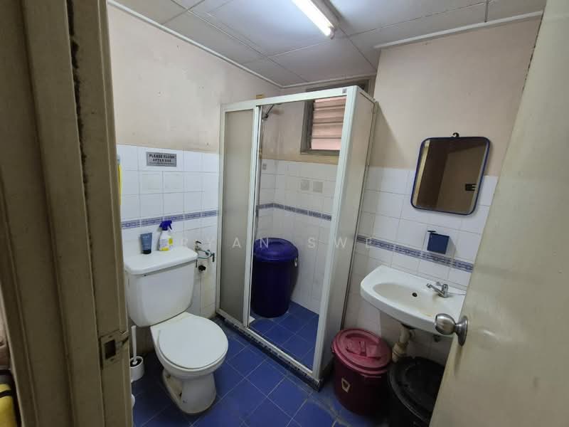 Condominium for Sale at Paradesa Rustica - Ryan Swe - Bathroom - PropertyGuru.com.my