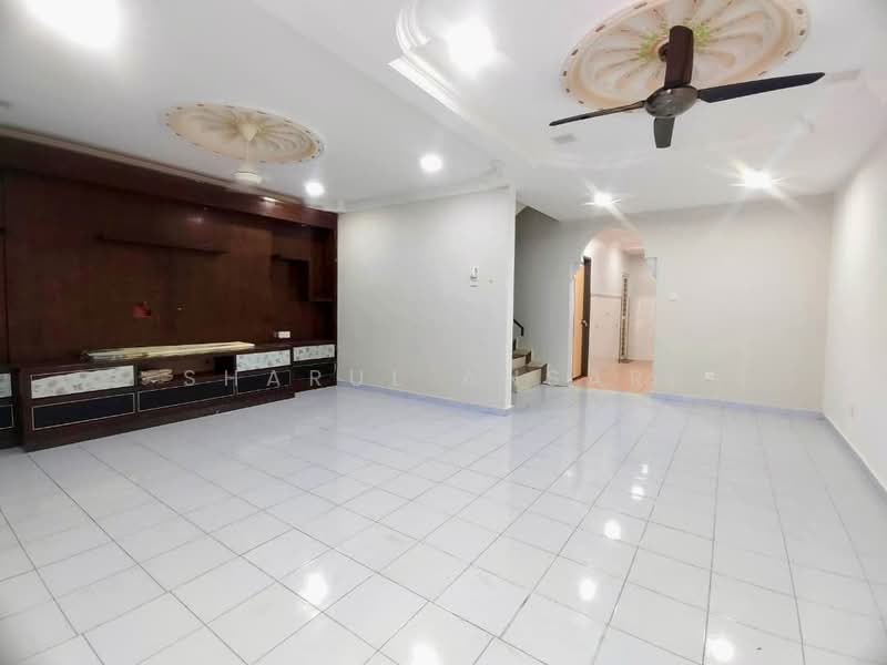 Rumah Teres 2-Tingkat untuk Dijual di Bandar Baru Senawang (Senawang) - Sharul Ansari - Living Room - PropertyGuru.com.my