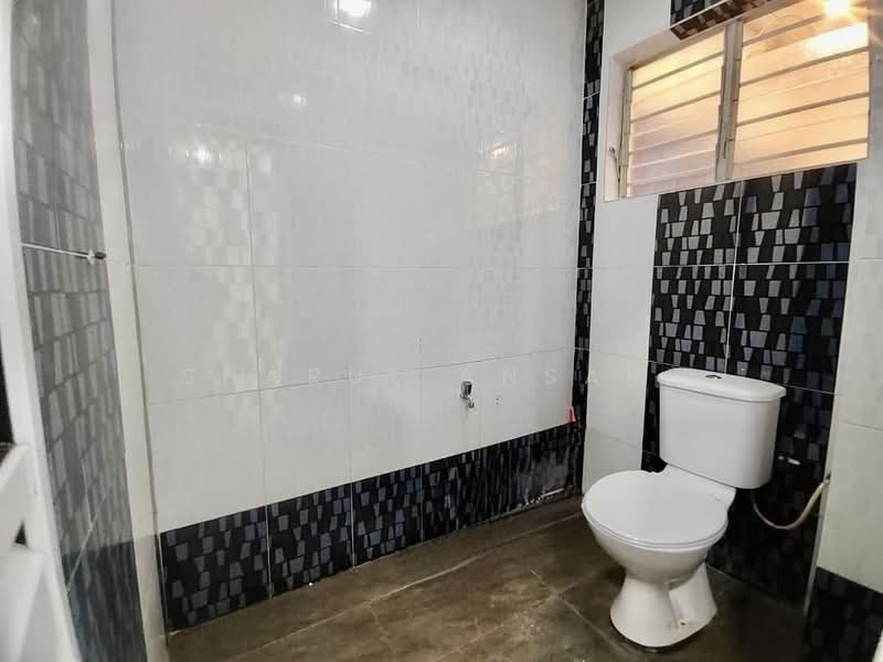 Rumah Teres 2-Tingkat untuk Dijual di Bandar Baru Senawang (Senawang) - Sharul Ansari - Bathroom - PropertyGuru.com.my