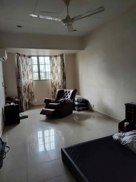 Rumah Teres 2-Tingkat untuk Disewa di Taman Bukit Kepayang (Bukit Kepayang) - Raymond Ng - Living Room - PropertyGuru.com.my