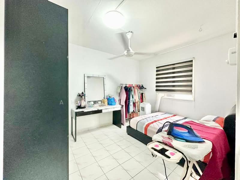 Pangsapuri untuk Dijual di Sri Penara - Ahmad Farhi - Bedroom - PropertyGuru.com.my