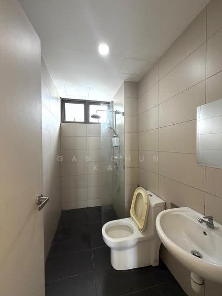 Condominium for Rent at Skycube - Gan Chun Kai - Bathroom - PropertyGuru.com.my
