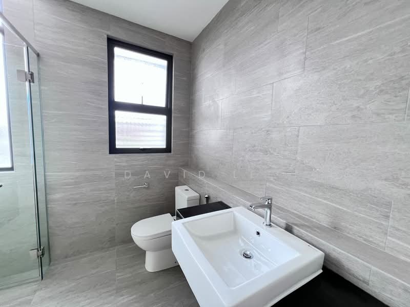 2-storey Terraced House for Sale in Bandar Gamuda Gardens (Rawang) - David Lee - Bathroom - PropertyGuru.com.my