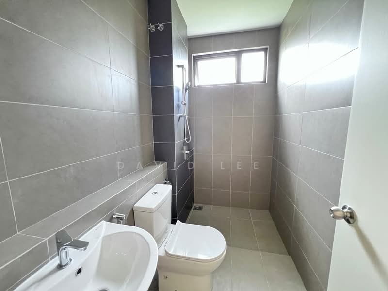 2-storey Terraced House for Sale in Bandar Gamuda Gardens (Rawang) - David Lee - Bathroom - PropertyGuru.com.my