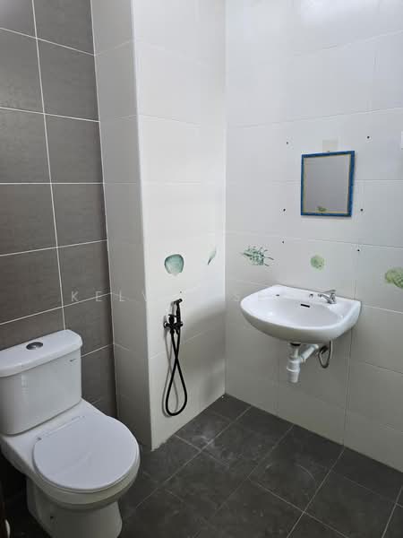 2-storey Terraced House for Rent in Relau (Sungai Ara) - Kelvin Seow - Bathroom - PropertyGuru.com.my