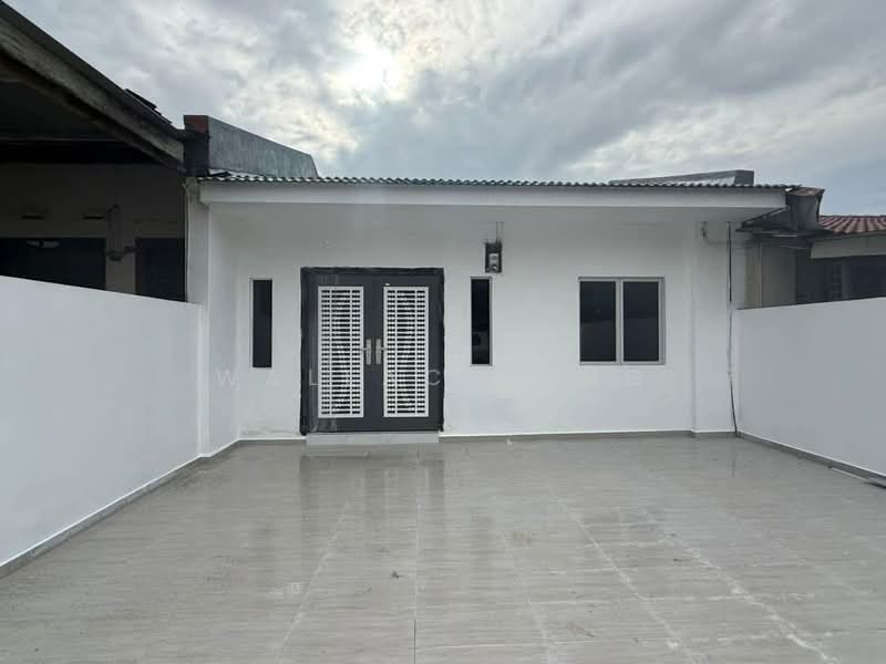 1-storey Terraced House for Sale in Taman Abad (Johor Bahru) - Wallace Ang - Exterior - PropertyGuru.com.my