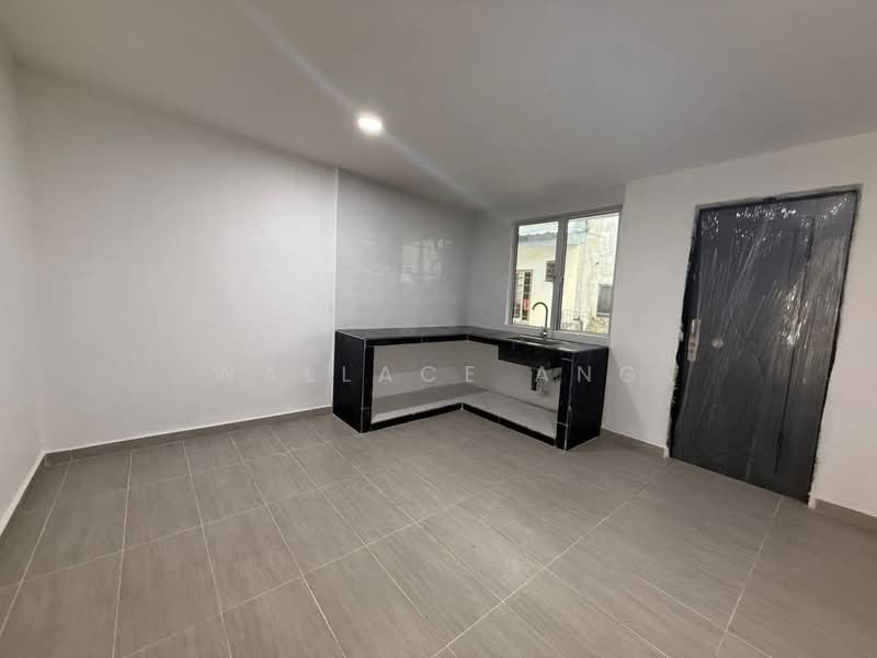 1-storey Terraced House for Sale in Taman Abad (Johor Bahru) - Wallace Ang - Kitchen - PropertyGuru.com.my