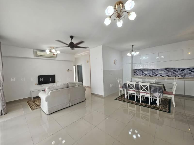 Kondominium untuk Disewa di Dwiputra Residences - Mokhtar Bin Mohamad Akhir - Living Room - PropertyGuru.com.my