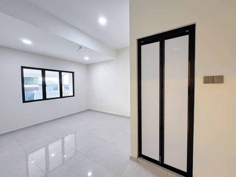 1-storey Terraced House for Sale in Taman Abad (Johor Bahru) - Wallace Ang - PropertyGuru.com.my