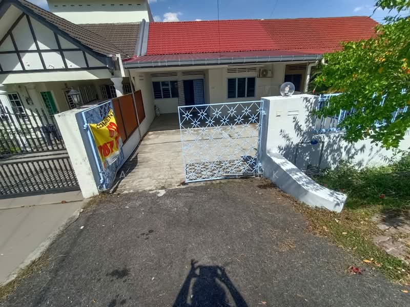 1-storey Terraced House for Rent in Seksyen 5 (Petaling Jaya) - Ramona Luke - Exterior - PropertyGuru.com.my