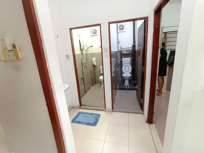 1-storey Terraced House for Sale in Bangsar (Kuala Lumpur) - Ramona Luke - Bathroom - PropertyGuru.com.my