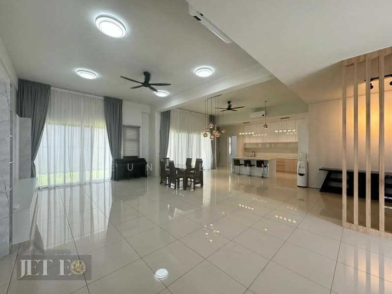 Bungalow House for Sale in Telok Panglima Garang (Selangor) - Eunice Lim - Living Room - PropertyGuru.com.my