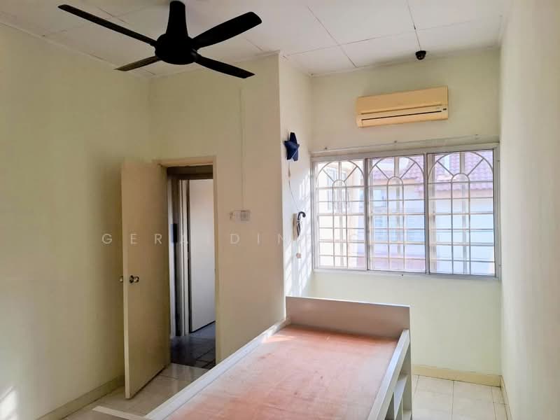 2-storey Terraced House for Rent in Bandar Bukit Puchong (Puchong) - Geraldine Chan - Bedroom - PropertyGuru.com.my