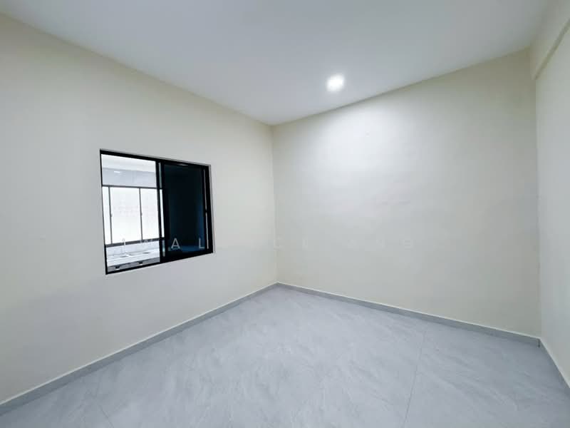Rumah Teres 1-Tingkat untuk Dijual di Taman Puteri Wangsa (Ulu Tiram) - Wallace Ang - Interior - PropertyGuru.com.my
