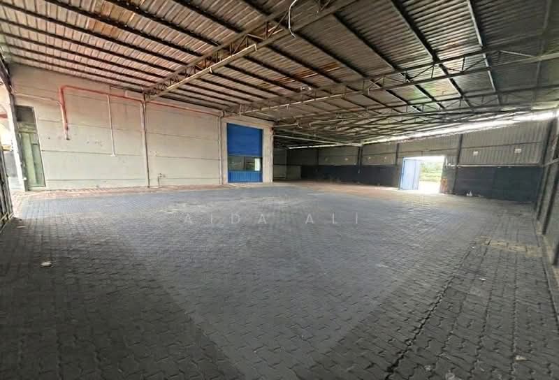 Commercial Semi-D for Rent in Shah Alam (Selangor) - Aida Ali - Interior - PropertyGuru.com.my
