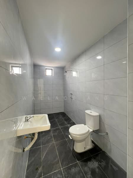 2-storey Terraced House for Sale in Taman Sri Skudai (Skudai) - Wallace Ang - Bathroom - PropertyGuru.com.my