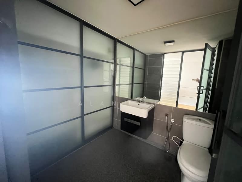 Kondominium untuk Disewa di Empire Damansara (Empire SOHO 2) - Alan Tai - Bathroom - PropertyGuru.com.my