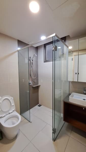 Kediaman Servis untuk Disewa di Stonor 3 - Esther Kiew - Bathroom - PropertyGuru.com.my