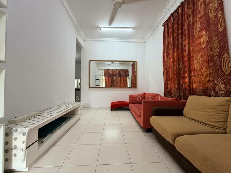 1-storey Terraced House for Sale in Taman Lembah Bujang Utama (Bujang) - Hasrul Rosli - Living Room - PropertyGuru.com.my