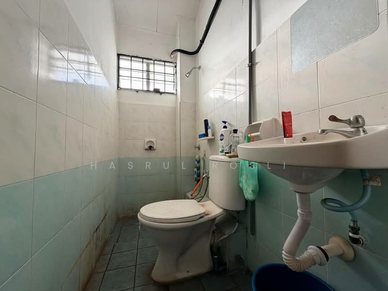 Rumah Teres 2-Tingkat untuk Dijual di Bertam Perdana 3 (Kepala Batas) - Hasrul Rosli - Bathroom - PropertyGuru.com.my