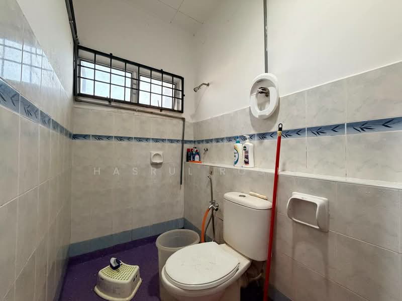 Rumah Teres 2-Tingkat untuk Dijual di Bertam Perdana 3 (Kepala Batas) - Hasrul Rosli - Bathroom - PropertyGuru.com.my