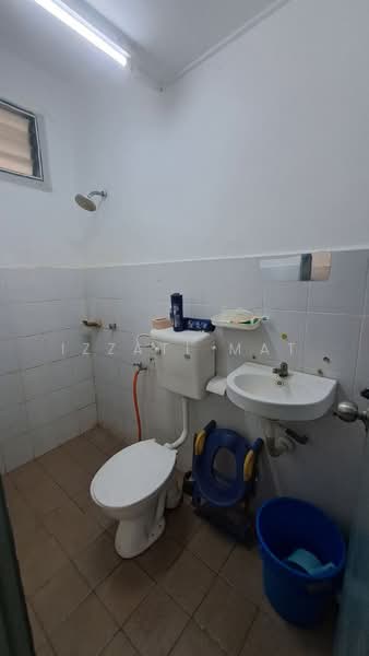 Rumah Teres 2-Tingkat untuk Dijual di Sepang (Selangor) - Izzati Mat - Bathroom - PropertyGuru.com.my