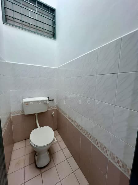 Rumah Teres 1-Tingkat untuk Dijual di Taman Kelisa Ria (Sungai Petani) - Hasrul Rosli - Bathroom - PropertyGuru.com.my