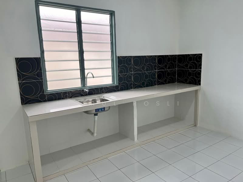 Rumah Teres 1-Tingkat untuk Dijual di Taman Kelisa Ria (Sungai Petani) - Hasrul Rosli - Kitchen - PropertyGuru.com.my