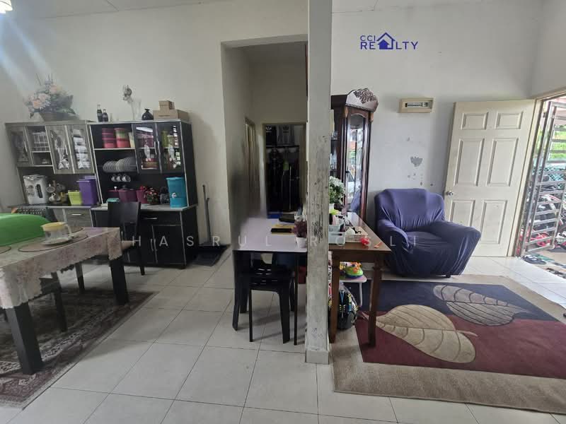 Rumah Berkembar untuk Dijual di Bandar Perdana (Sungai Petani) - Hasrul Rosli - Living Room - PropertyGuru.com.my