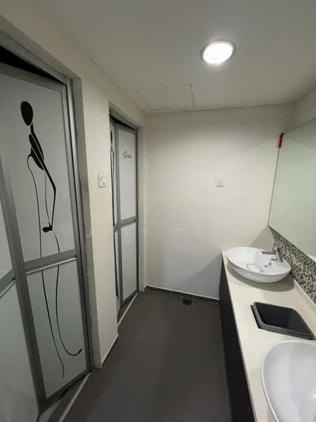 Shop / Office for Rent in Johor Bahru (Johor) - Jesy Tey - Bathroom - PropertyGuru.com.my
