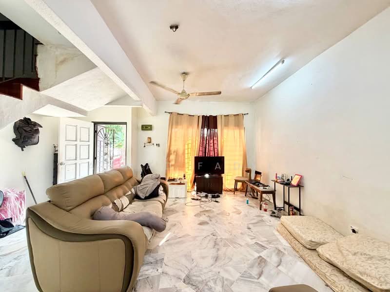 Rumah Teres 2-Tingkat untuk Dijual di Taman Desa Serdang (Seri Kembangan) - Ahmad Fadlee - PropertyGuru.com.my