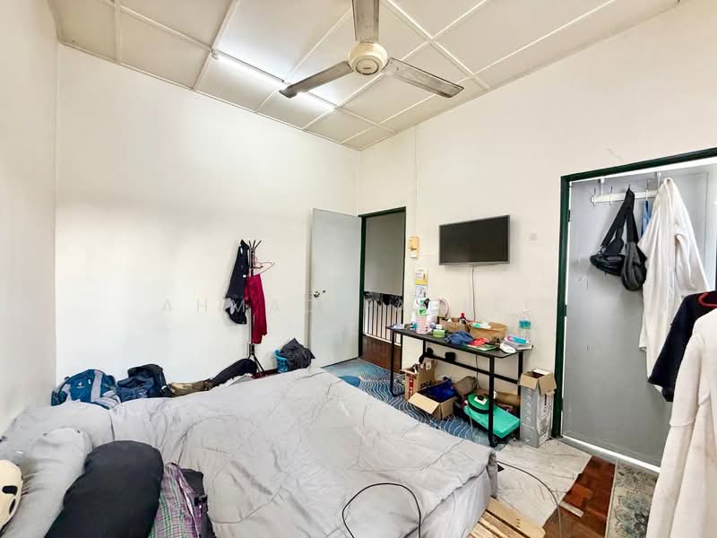 Rumah Teres 2-Tingkat untuk Dijual di Taman Desa Serdang (Seri Kembangan) - Ahmad Fadlee - PropertyGuru.com.my