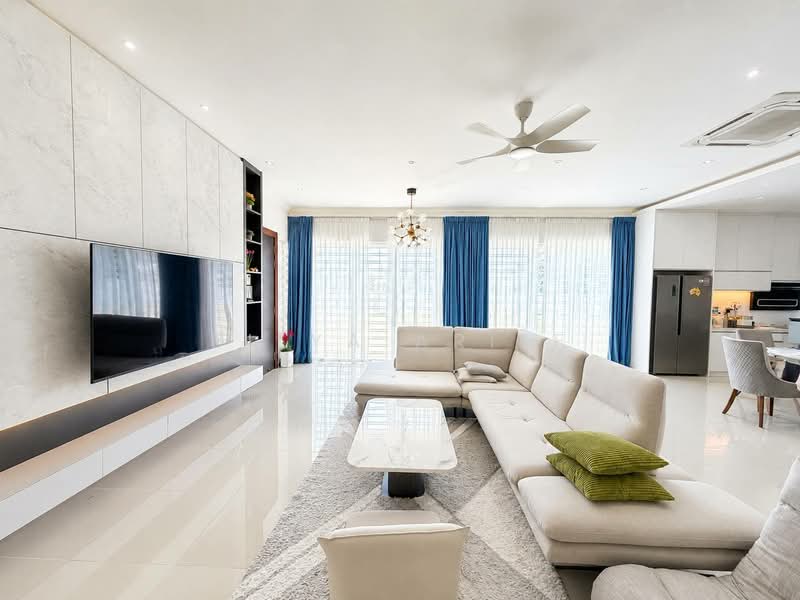 3-storey Terraced House for Sale in Cyberjaya (Selangor) - BILYA ARIFF - Living Room - PropertyGuru.com.my