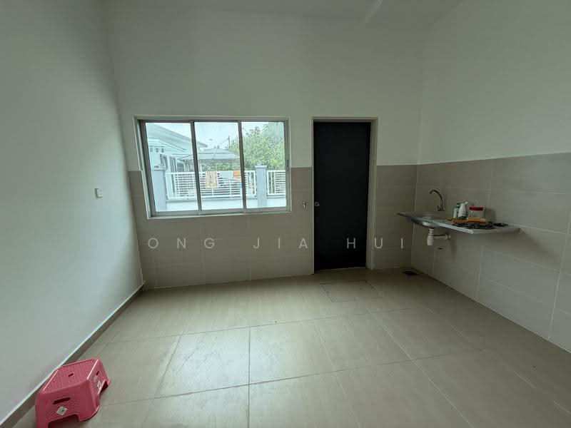 Rumah Teres 1-Tingkat untuk Dijual di Corner Sendayan House, Hijayu 1, Suria Heights (Bandar Sri Sendayan) - Ong Jia Hui - PropertyGuru.com.my