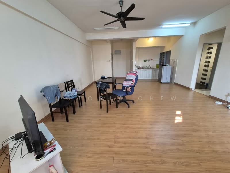 Condominium for Sale at Lagoon Suites - Victoria Chew - Living Room - PropertyGuru.com.my