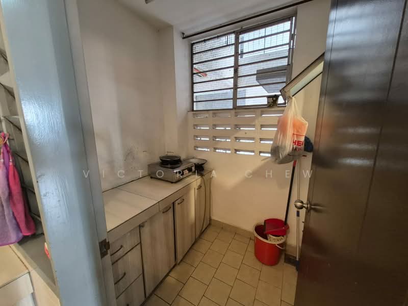 Condominium for Sale at Lagoon Suites - Victoria Chew - Kitchen - PropertyGuru.com.my