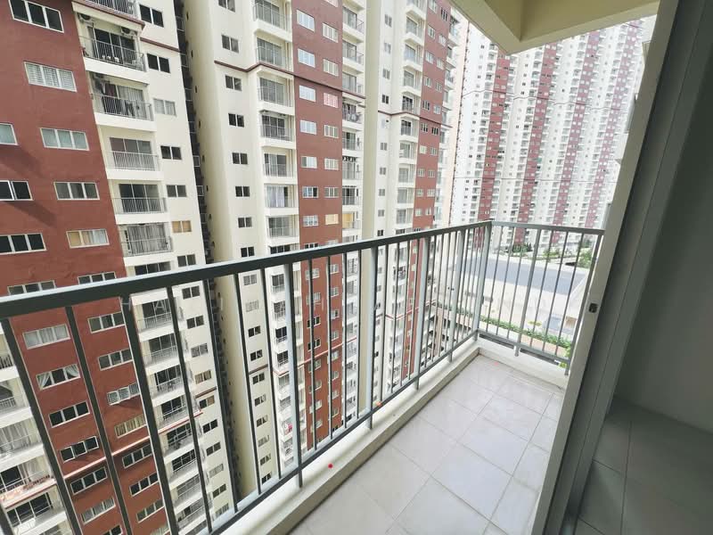 Condominium for Rent at Residensi Sateria - Hazirah Affendi - Balcony - PropertyGuru.com.my